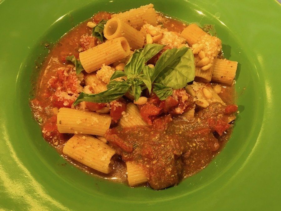 Rigatoni with Tomato Pesto Sauce